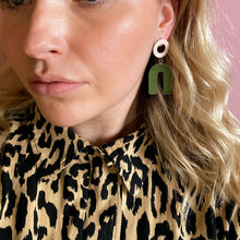 Load image into Gallery viewer, Washer and U-Shaped Earrings - Green