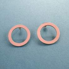 Load image into Gallery viewer, Soft Pink Circle Earrings
