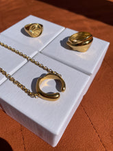 Load image into Gallery viewer, Oxbow Necklace - Gold
